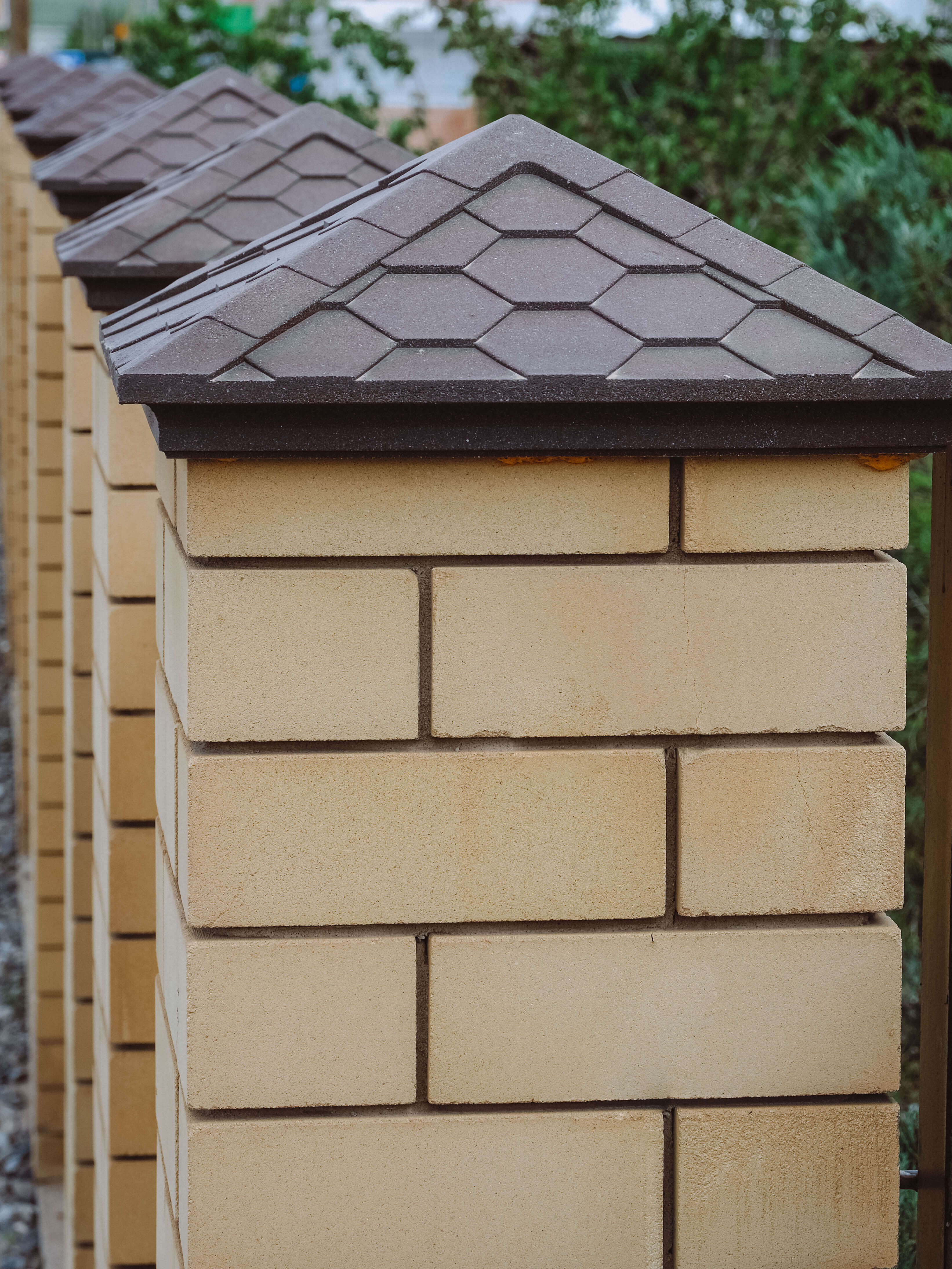 Колпак Zking Эверест Коричневый на столб 1.5х1.5 кирпича (390х390мм) в Пскове фото